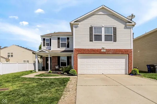 $249,900 | 1304 Ellington Drive, Shelbyville, IN 46176