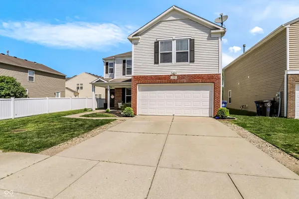 $249,900 | 1304 Ellington Drive, Shelbyville, IN 46176