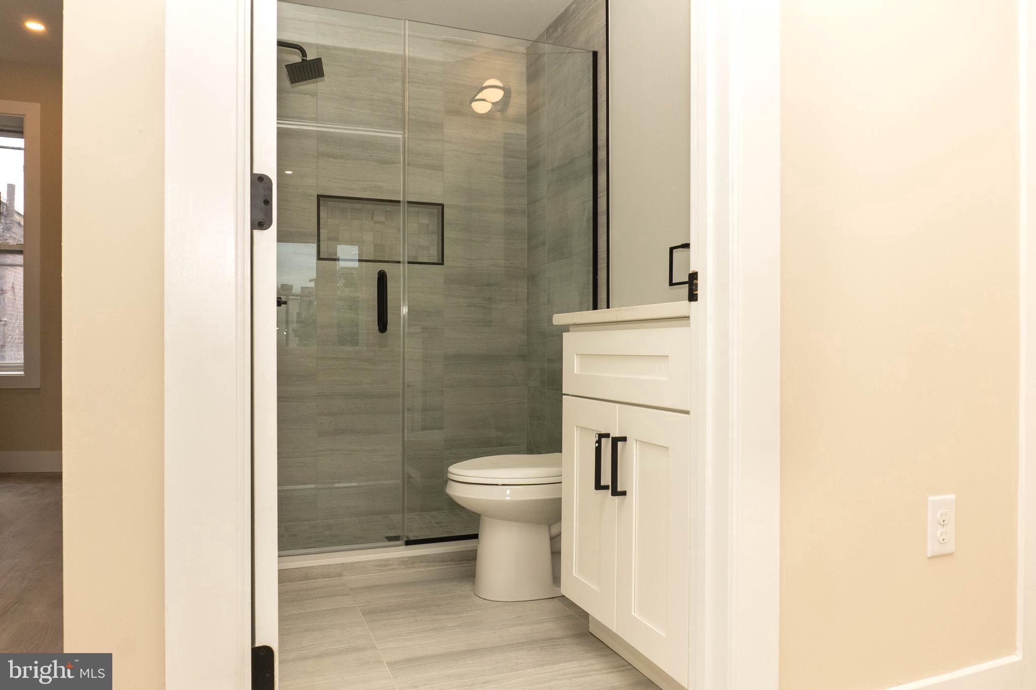 223 South 44th Street, Unit 3F Philadelphia, PA 19104 - Photo 5 of 13