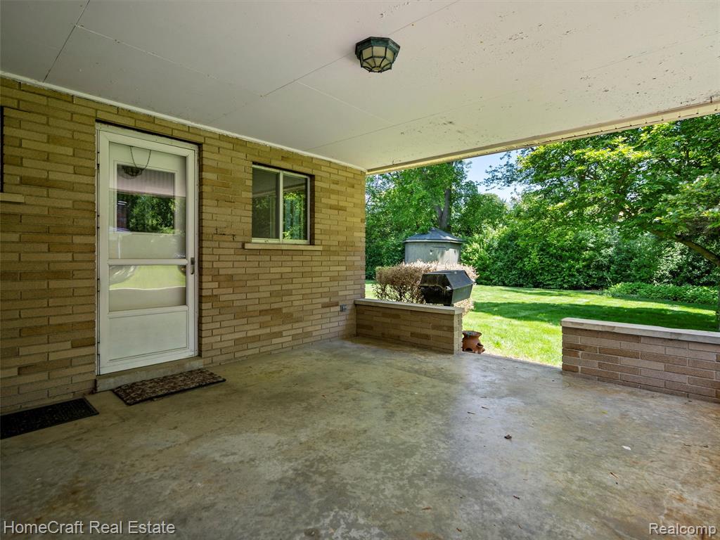 28210 Ridgebrook Road Farmington Hills, MI 48334 - Photo 36 of 42