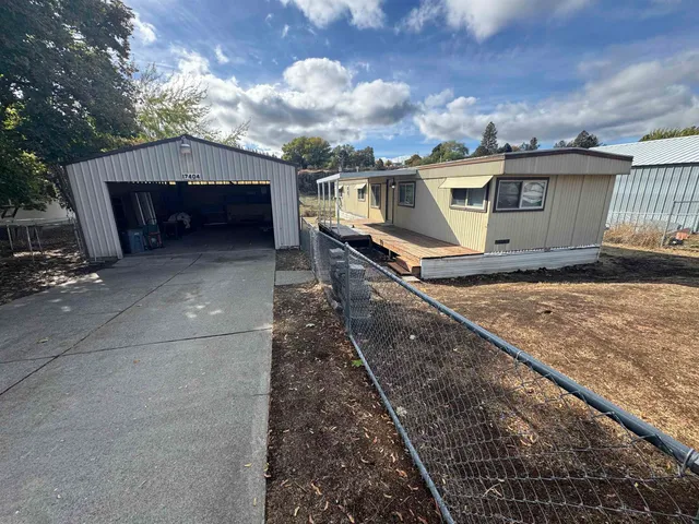 $1,675 | 17404 East 6th Avenue, Spokane Valley, WA 99016