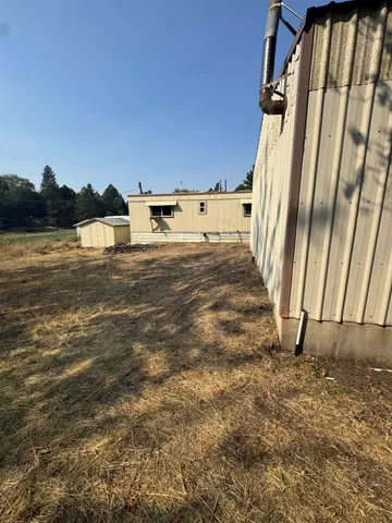 $1,675 | 17404 East 6th Avenue, Spokane Valley, WA 99016