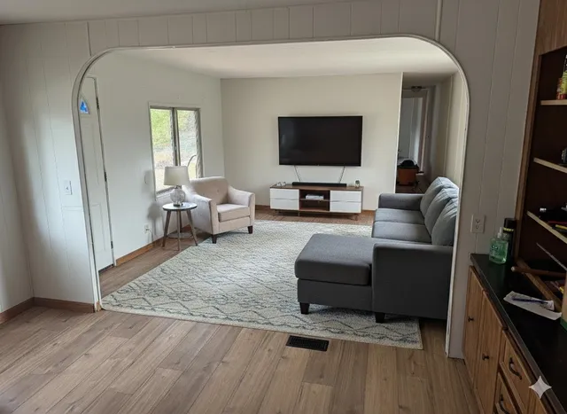 $1,675 | 17404 East 6th Avenue, Spokane Valley, WA 99016