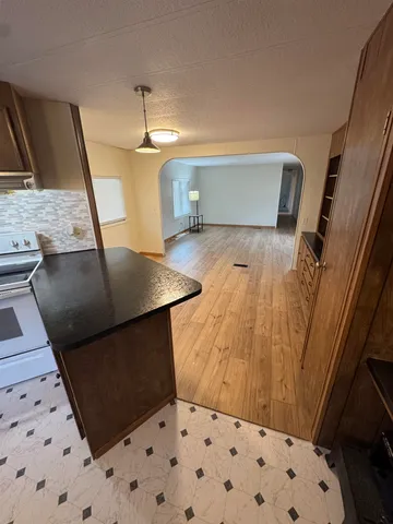 $1,675 | 17404 East 6th Avenue, Spokane Valley, WA 99016