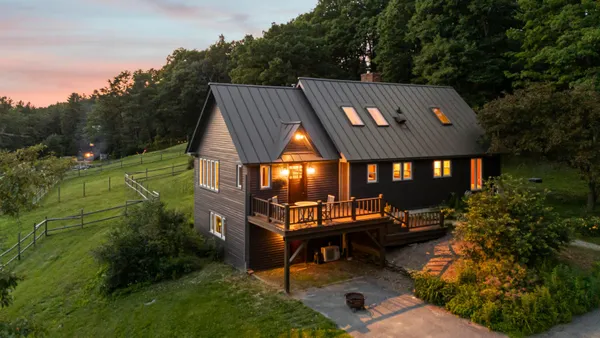 $1,699,000 | 184 Hartland Hill Road, Hartland, VT 05091