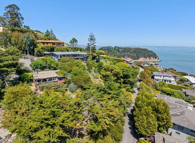 $1,895,000 | 2307 Spanish Trail Road, Tiburon, CA 94920