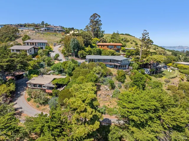 $1,895,000 | 2307 Spanish Trail Road, Tiburon, CA 94920