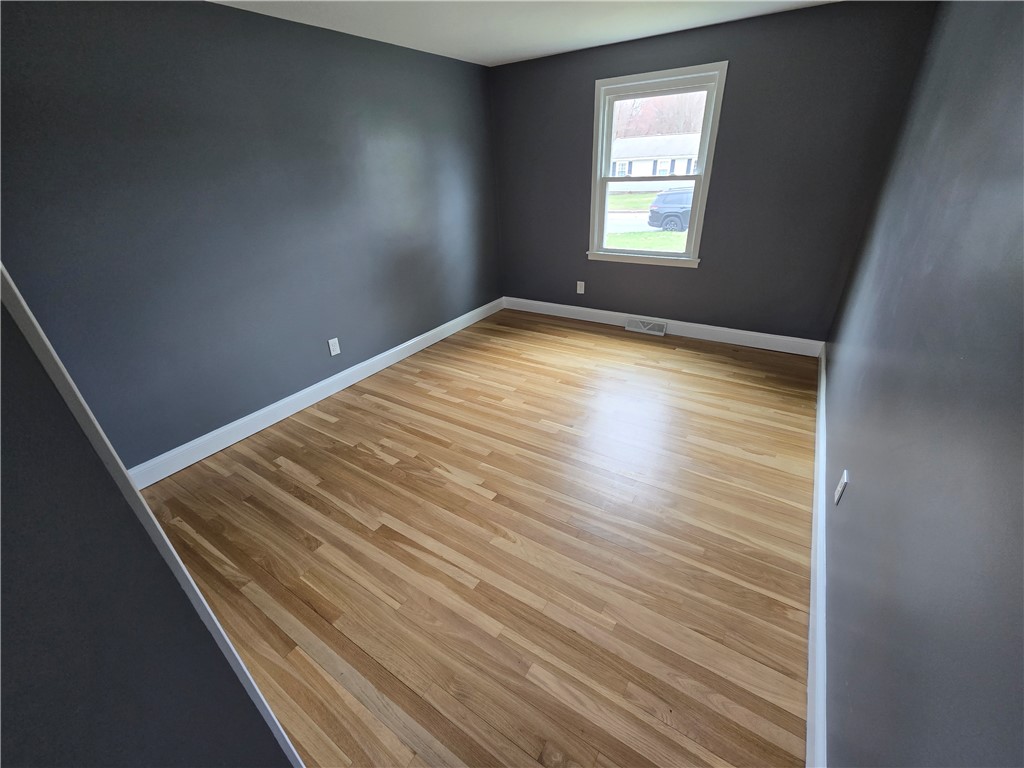 10 Wagon Wheel Lane Woonsocket, RI 02895 - Photo 11 of 18