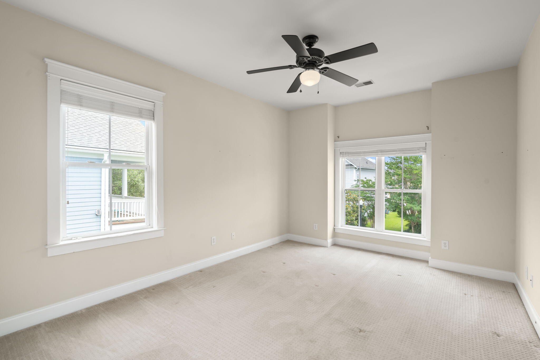 302 Hydrangea Street Summerville, SC 29483 - Photo 41 of 67