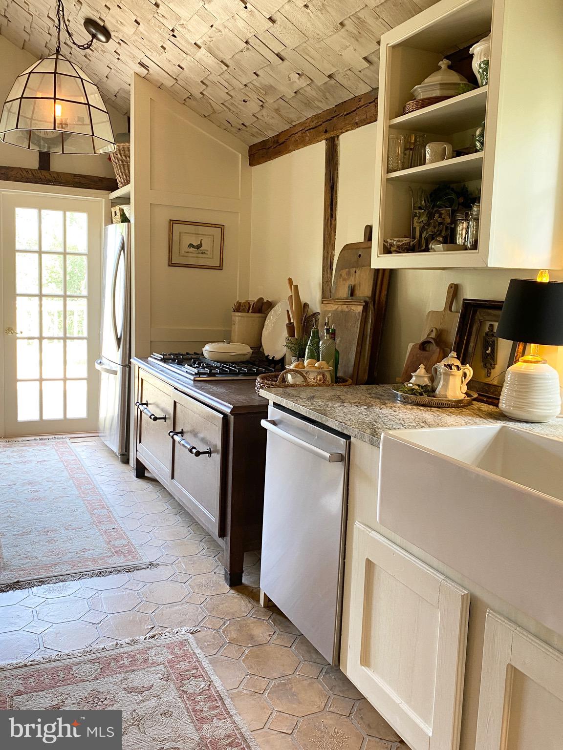 18211 Barnesville Road Barnesville, MD 20838 - Photo 8 of 35