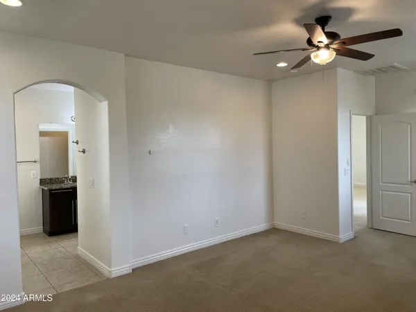$3,295 | 23130 North 40th Place, Phoenix, AZ 85050