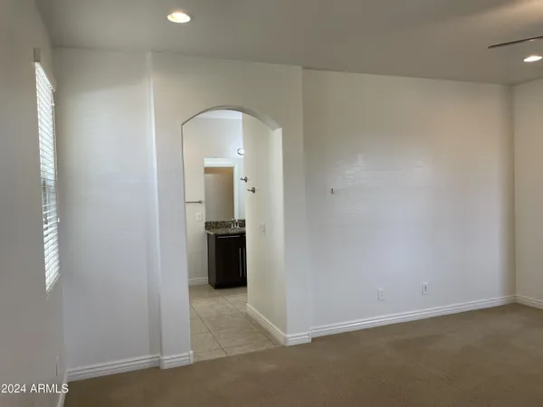 $3,295 | 23130 North 40th Place, Phoenix, AZ 85050