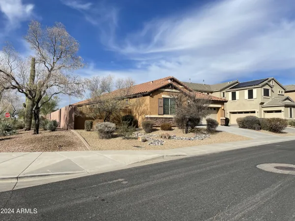 $3,295 | 23130 North 40th Place, Phoenix, AZ 85050