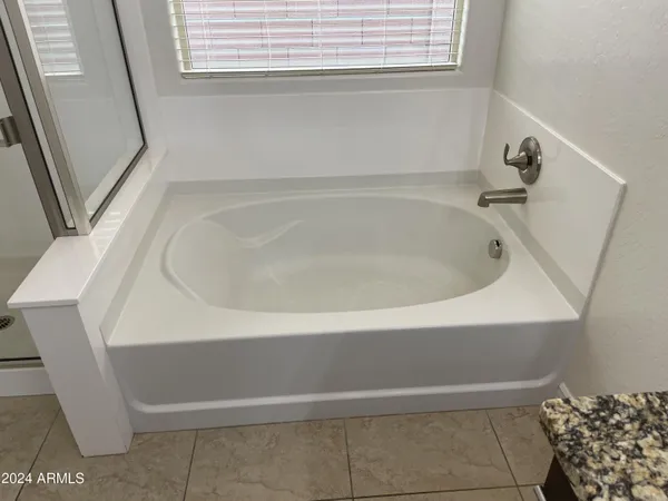 $3,295 | 23130 North 40th Place, Phoenix, AZ 85050