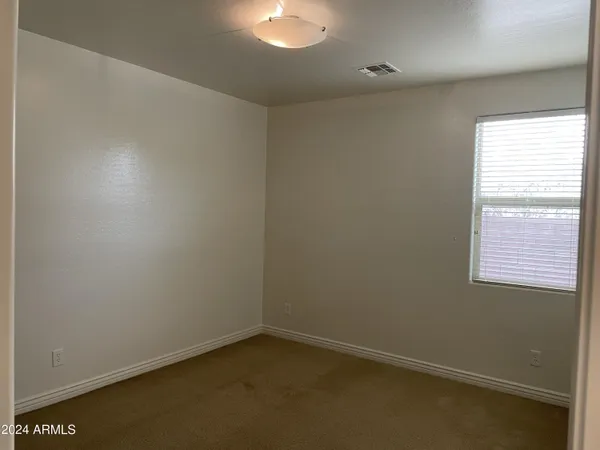 $3,295 | 23130 North 40th Place, Phoenix, AZ 85050