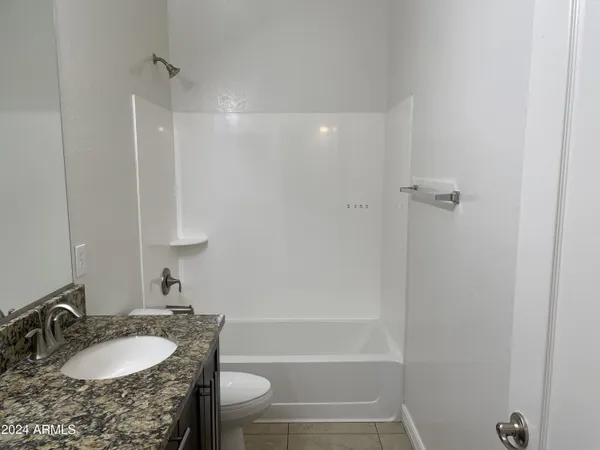 $3,295 | 23130 North 40th Place, Phoenix, AZ 85050