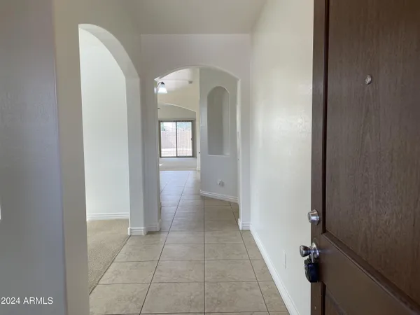 $3,295 | 23130 North 40th Place, Phoenix, AZ 85050