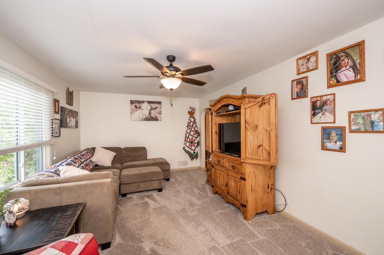 4882 Rockdale Road Hamilton, OH 45011 - Photo 5 of 48 Gallery Image 5