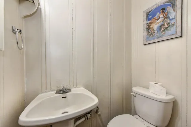 $1,370,000 | 1655 Los Robles Boulevard, Sacramento, CA 95838