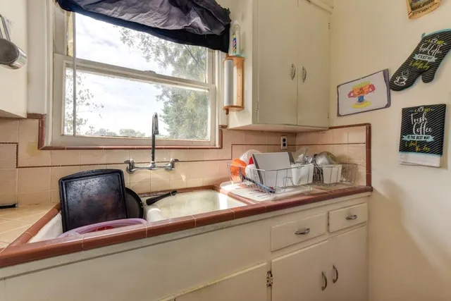 $1,370,000 | 1655 Los Robles Boulevard, Sacramento, CA 95838