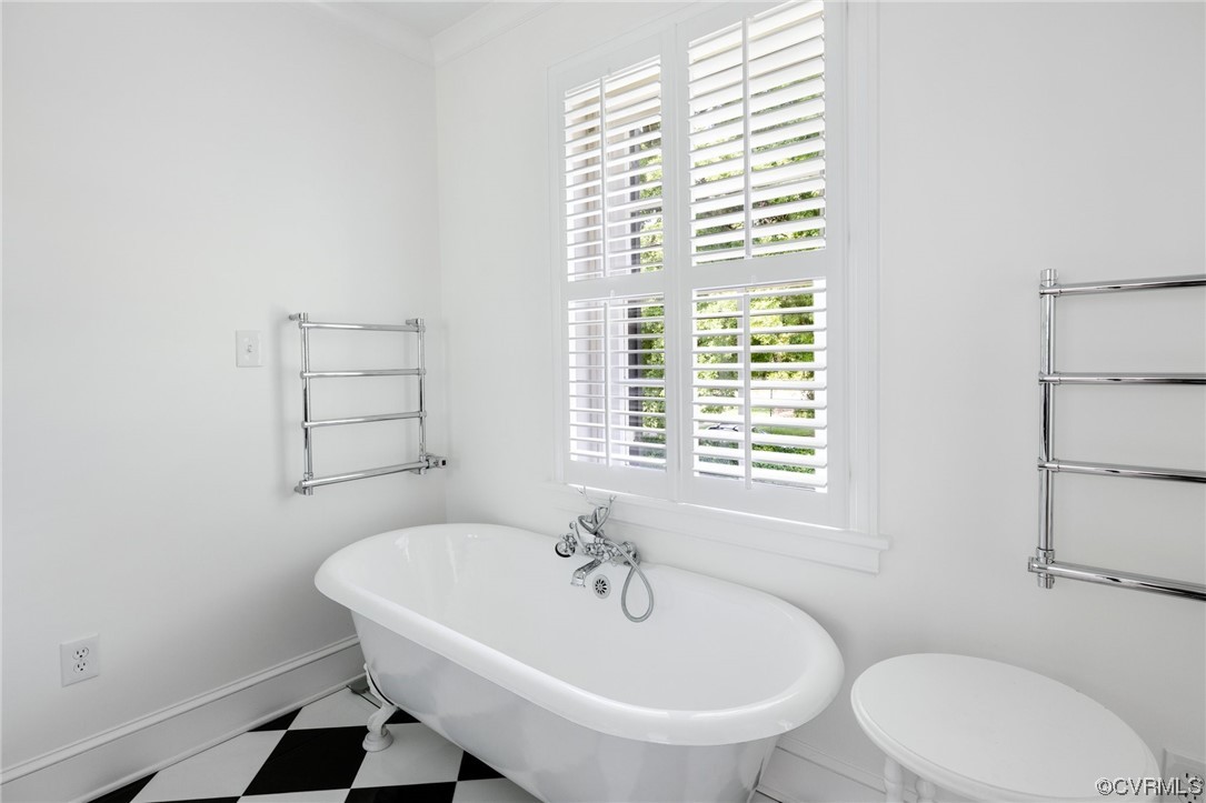 4105 Sulgrave Road Richmond, VA 23221 - Photo 18 of 30 a white bath tub sitting next to a white sink