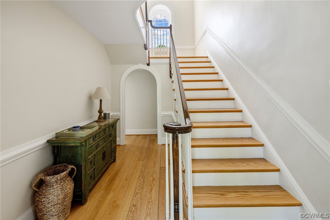 4105 Sulgrave Road Richmond, VA 23221 - Photo 3 of 30 a view of entryway and hall with wooden floor