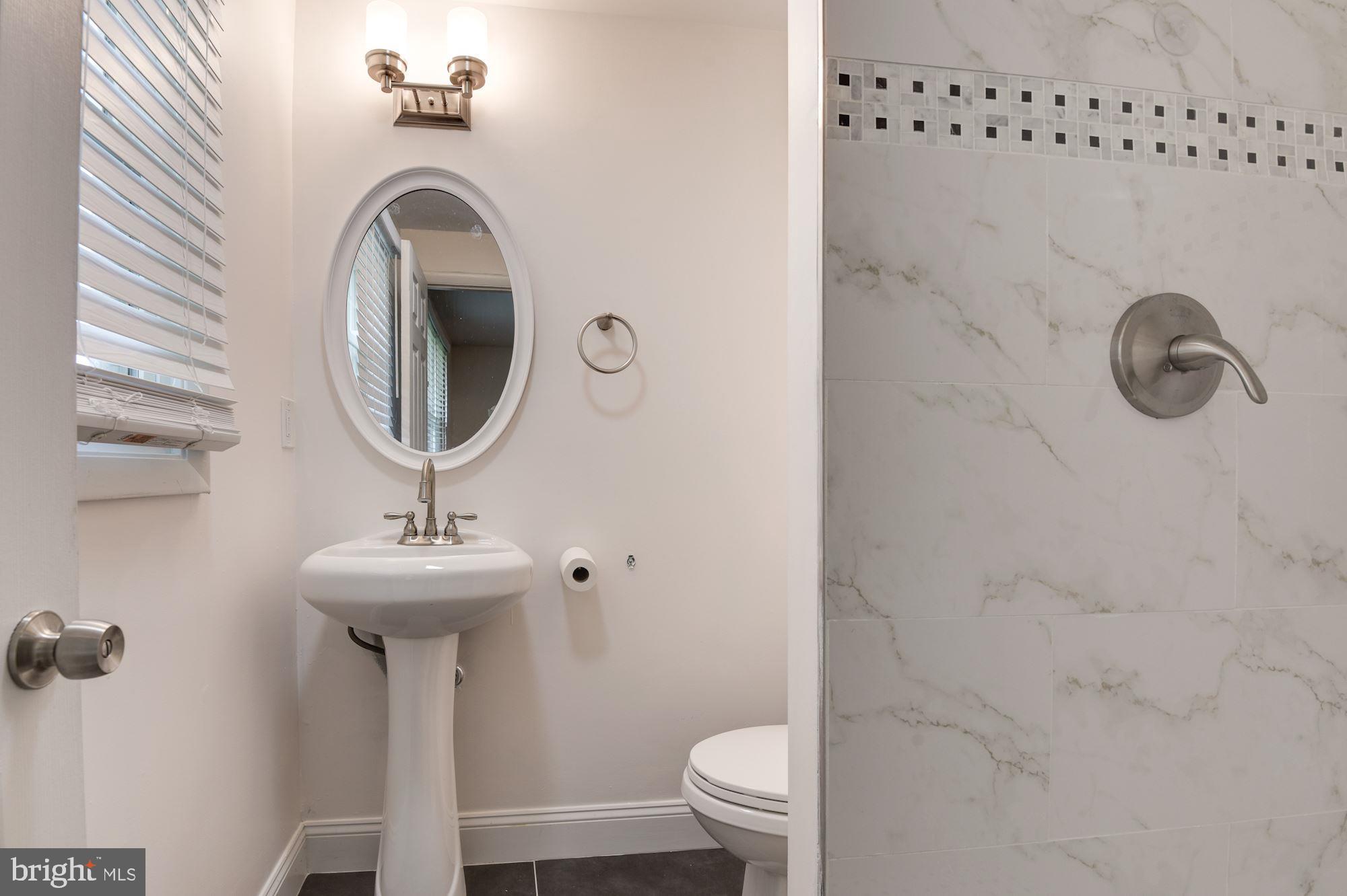 2106 Dennis Road Waldorf, MD 20601 - Photo 15 of 18 Bathroom
