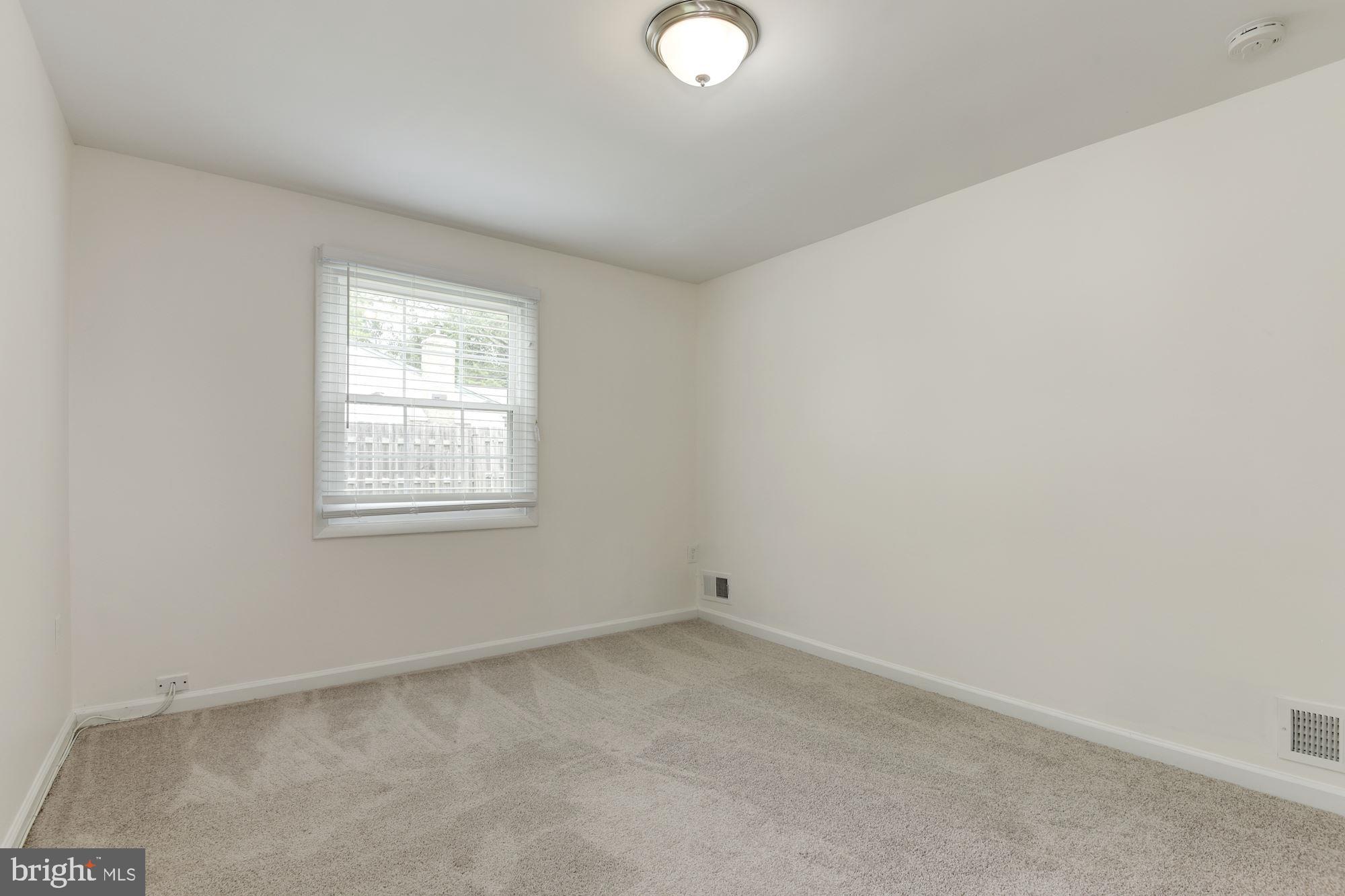 2106 Dennis Road Waldorf, MD 20601 - Photo 16 of 18 Bedroom