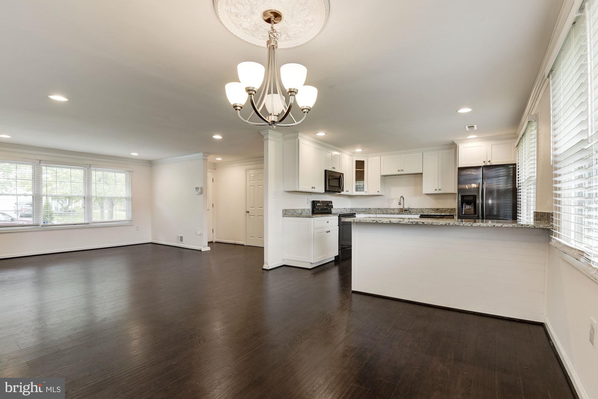2106 Dennis Road Waldorf, MD 20601 - Photo 5 of 18 Dinning