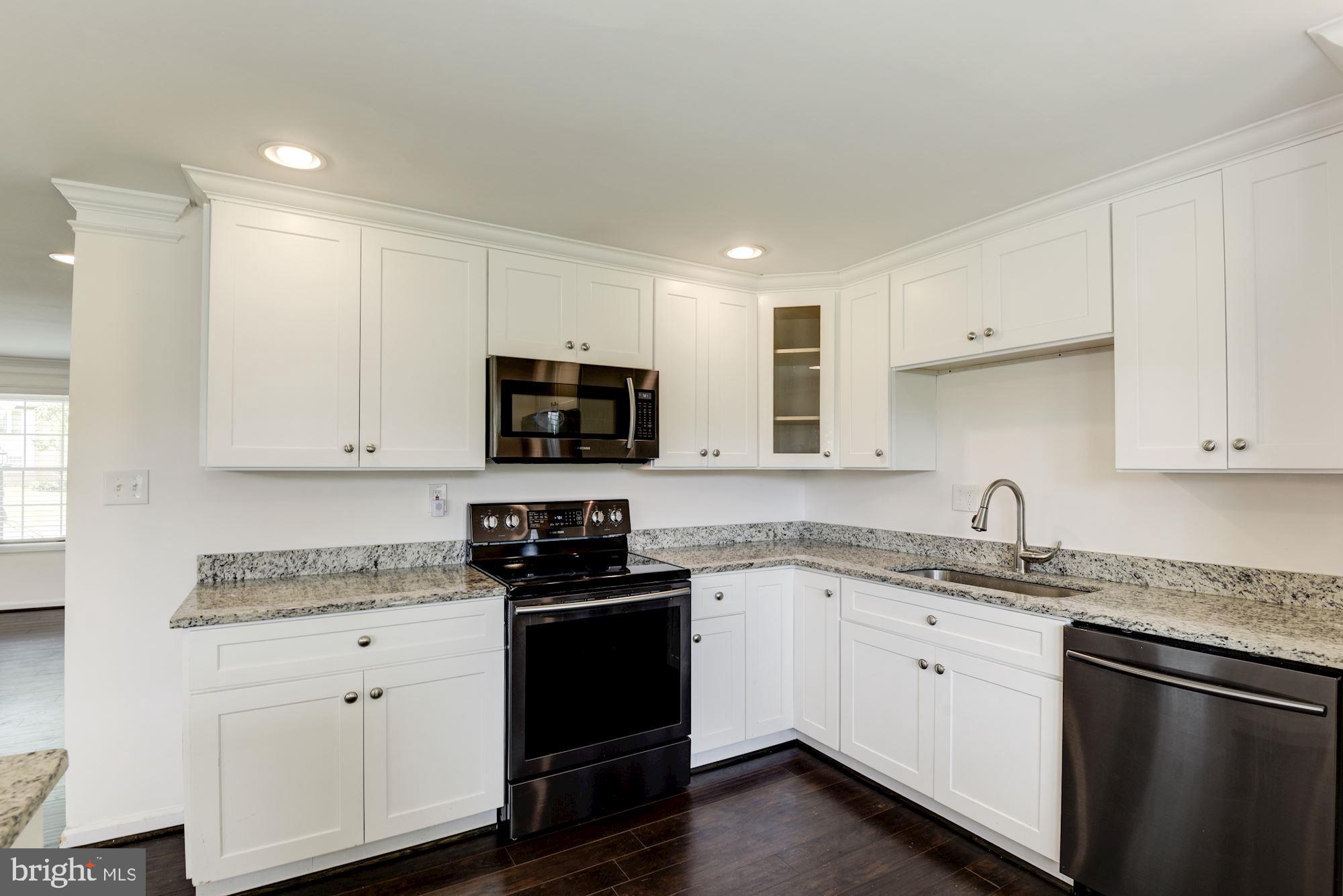 2106 Dennis Road Waldorf, MD 20601 - Photo 7 of 18 Kitchen