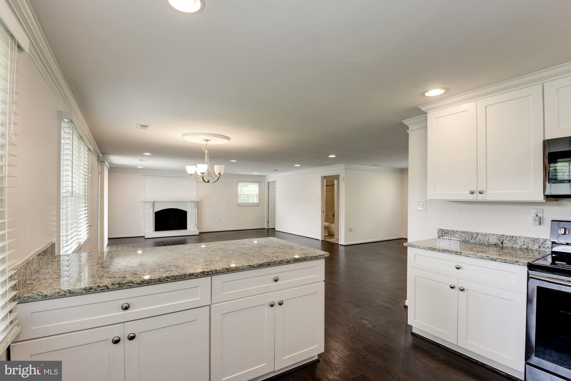 2106 Dennis Road Waldorf, MD 20601 - Photo 8 of 18 Kitchen View