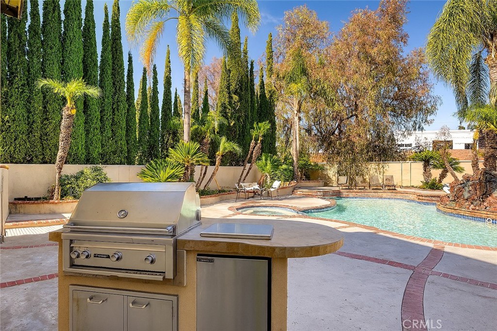 23576 Rangoon Street Mission Viejo, CA 92691 - Photo 11 of 30