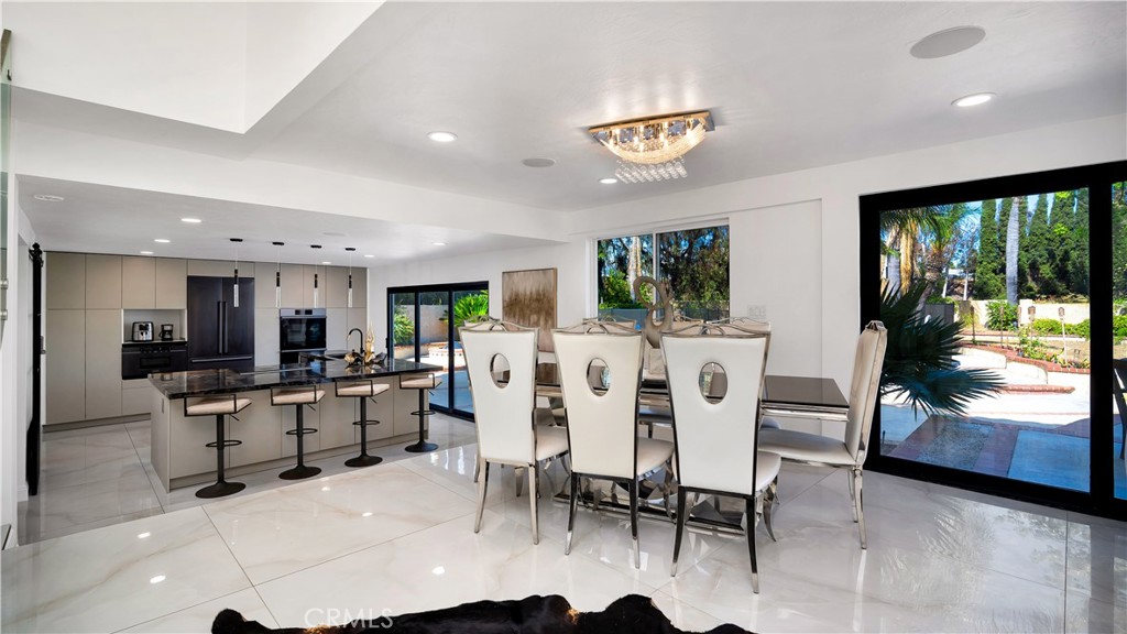 23576 Rangoon Street Mission Viejo, CA 92691 - Photo 3 of 30