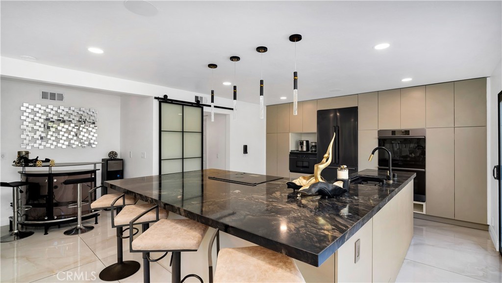 23576 Rangoon Street Mission Viejo, CA 92691 - Photo 5 of 30