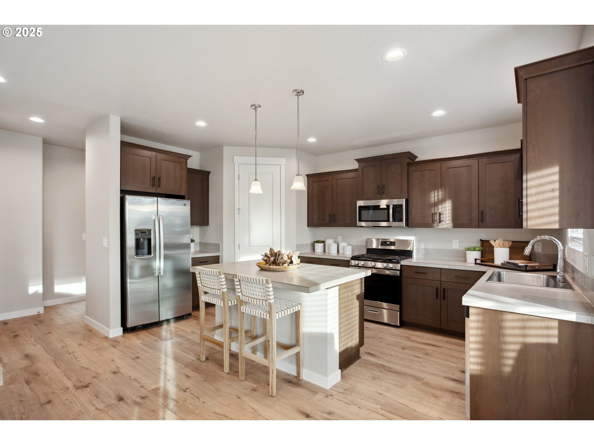 12695 Southwest Trask Street Beaverton, OR 97007 - Photo 7 of 18