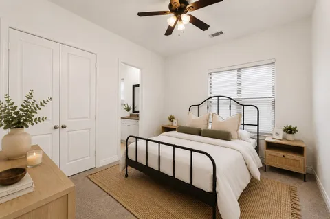 $395,000 | 2332 Naomi Street, Houston, TX 77054