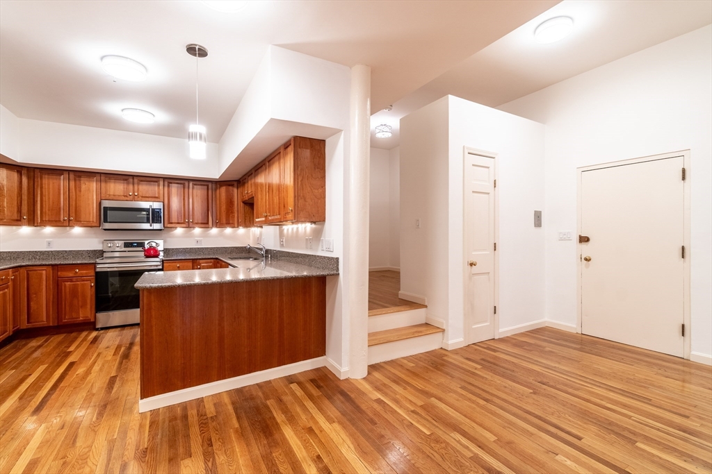 3 Appleton Street, Unit 102 Boston, MA 02116 - Photo 5 of 11