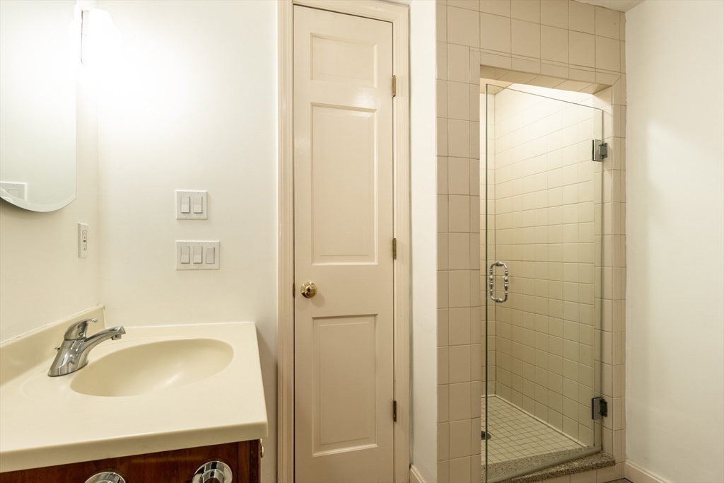 3 Appleton Street, Unit 102 Boston, MA 02116 - Photo 9 of 11