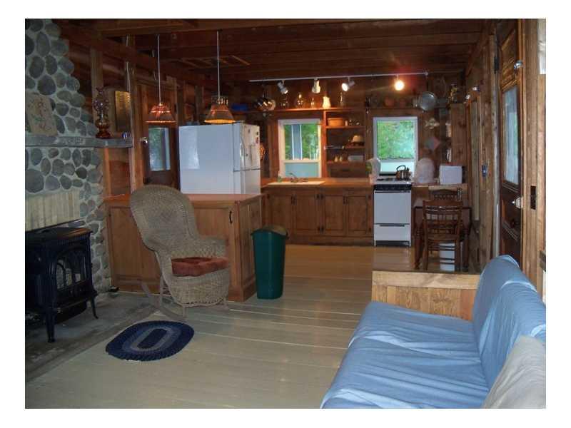 425 Pond Road Mount Vernon, ME 04352 - Photo 6 of 11 Living Room.