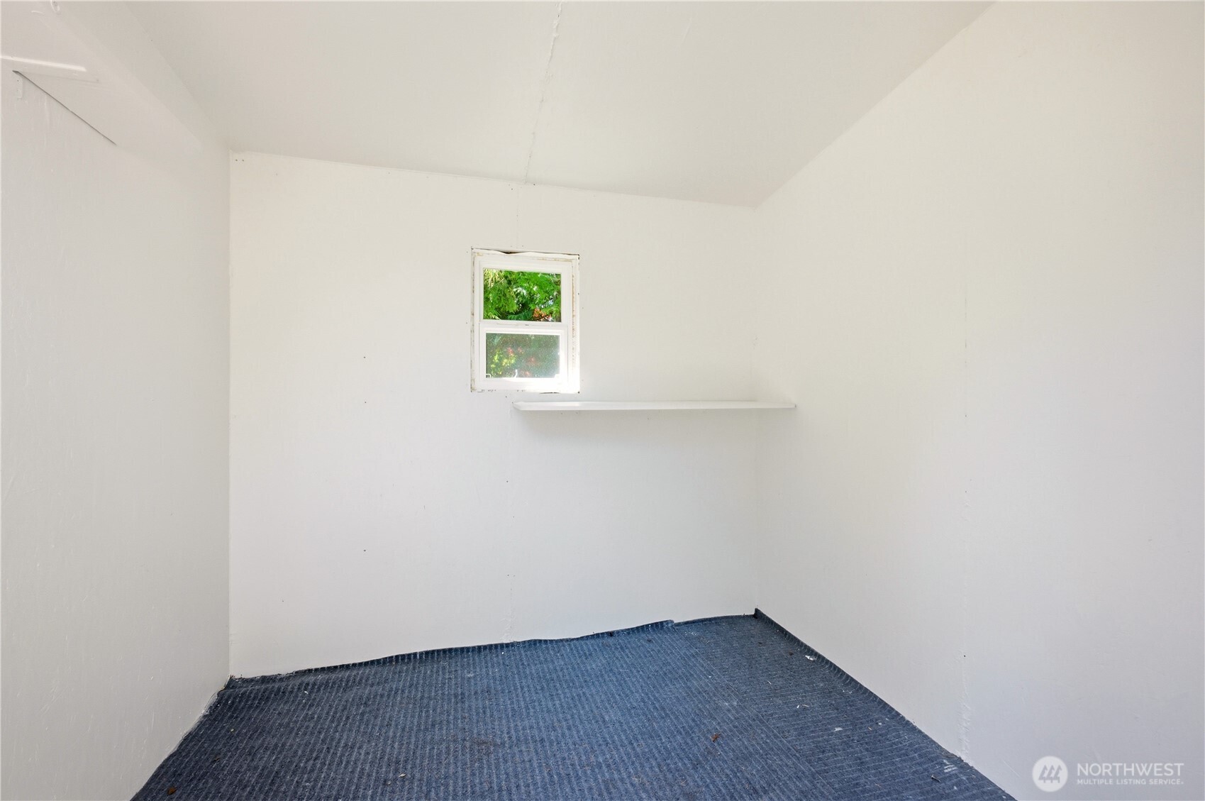 2327 Northeast 86th Street Seattle, WA 98115 - Photo 28 of 34