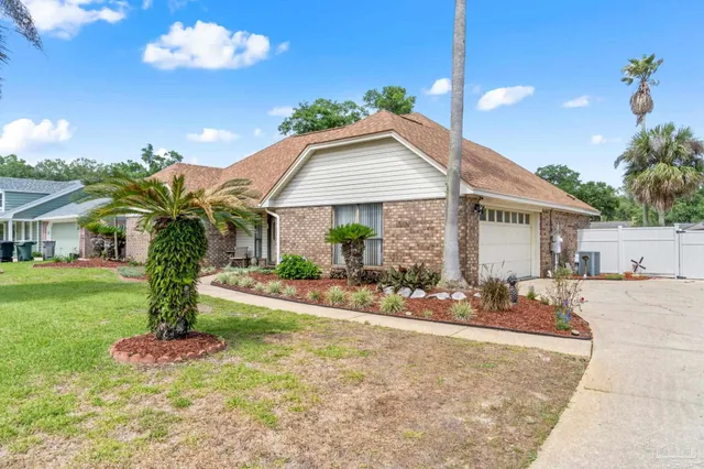 $334,000 | 8560 Westview Lane, Pensacola, FL 32514