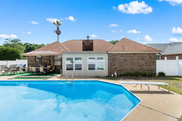 $334,000 | 8560 Westview Lane, Pensacola, FL 32514