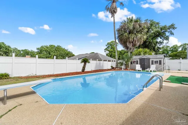 $334,000 | 8560 Westview Lane, Pensacola, FL 32514