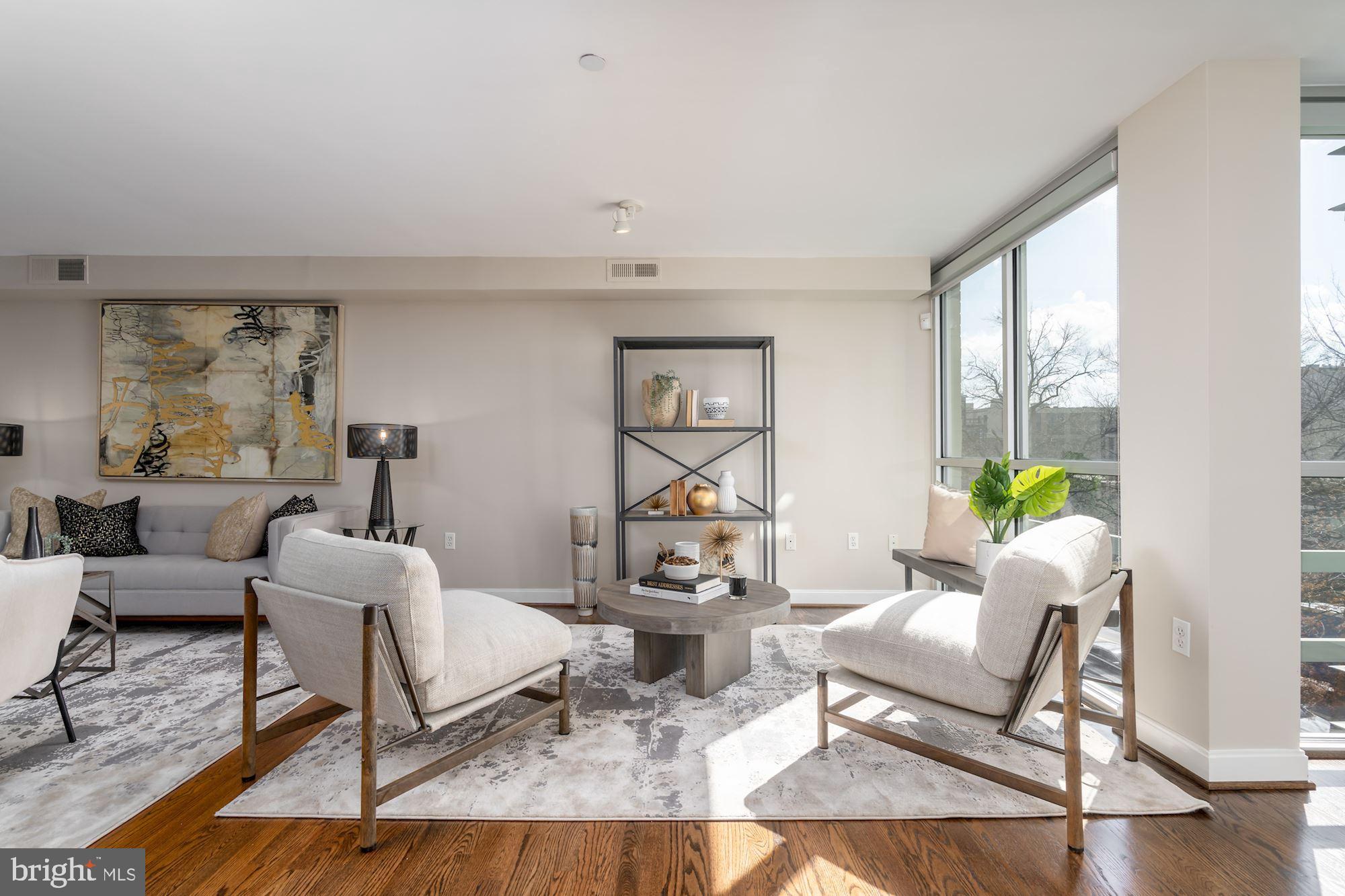1441 Florida Avenue Northwest, Unit 3B Washington, DC 20009 - Photo 3 of 29 Living room
