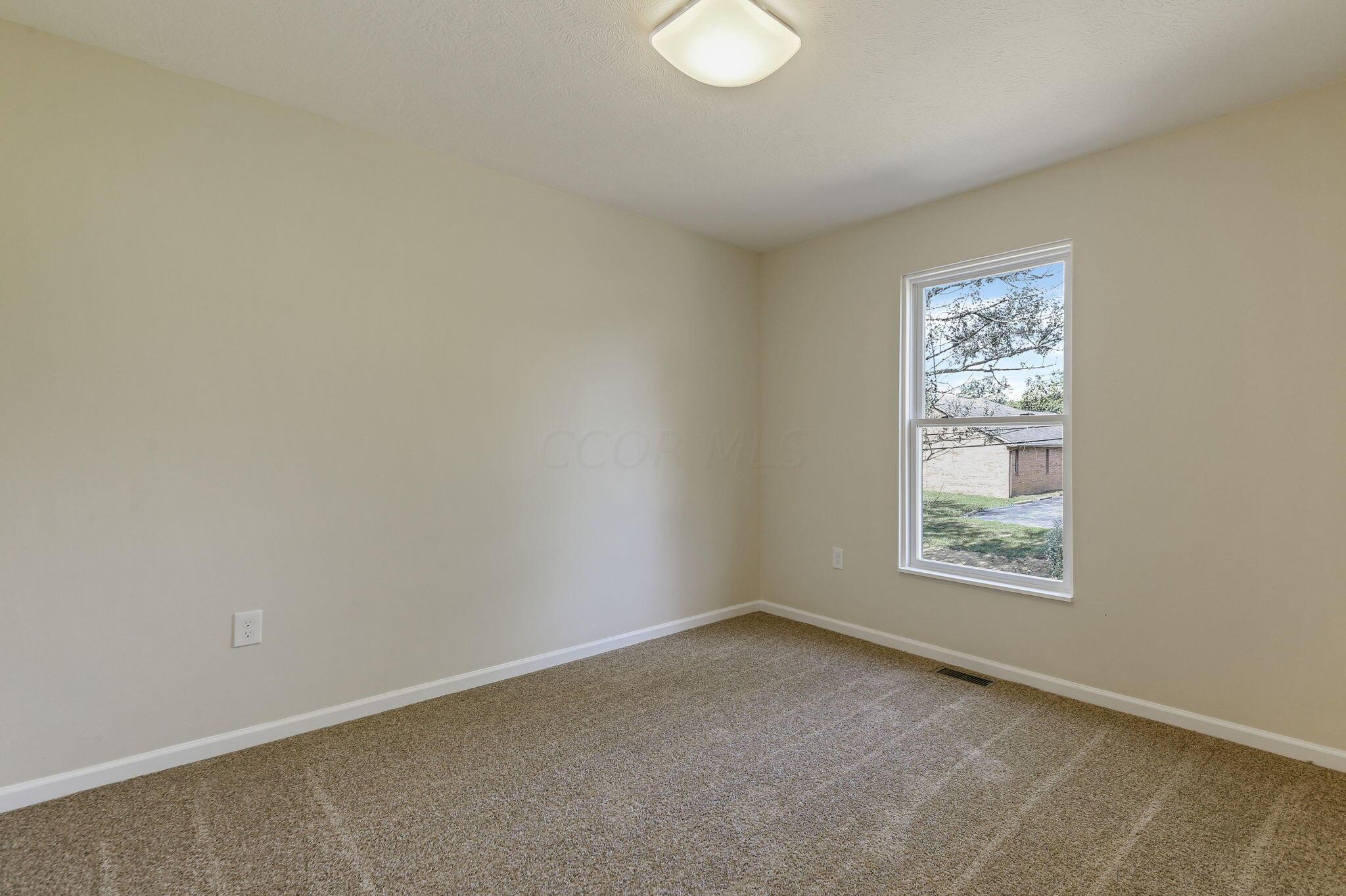 1549 Delbert Road Columbus, OH 43219 - Photo 29 of 50 29-web-or-mls-5D9A3876