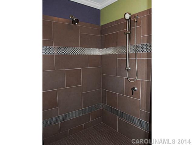 615 Edgemont Road Charlotte, NC 28211 - Photo 11 of 16 Gallery Image 11