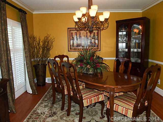 615 Edgemont Road Charlotte, NC 28211 - Photo 7 of 16 Gallery Image 7