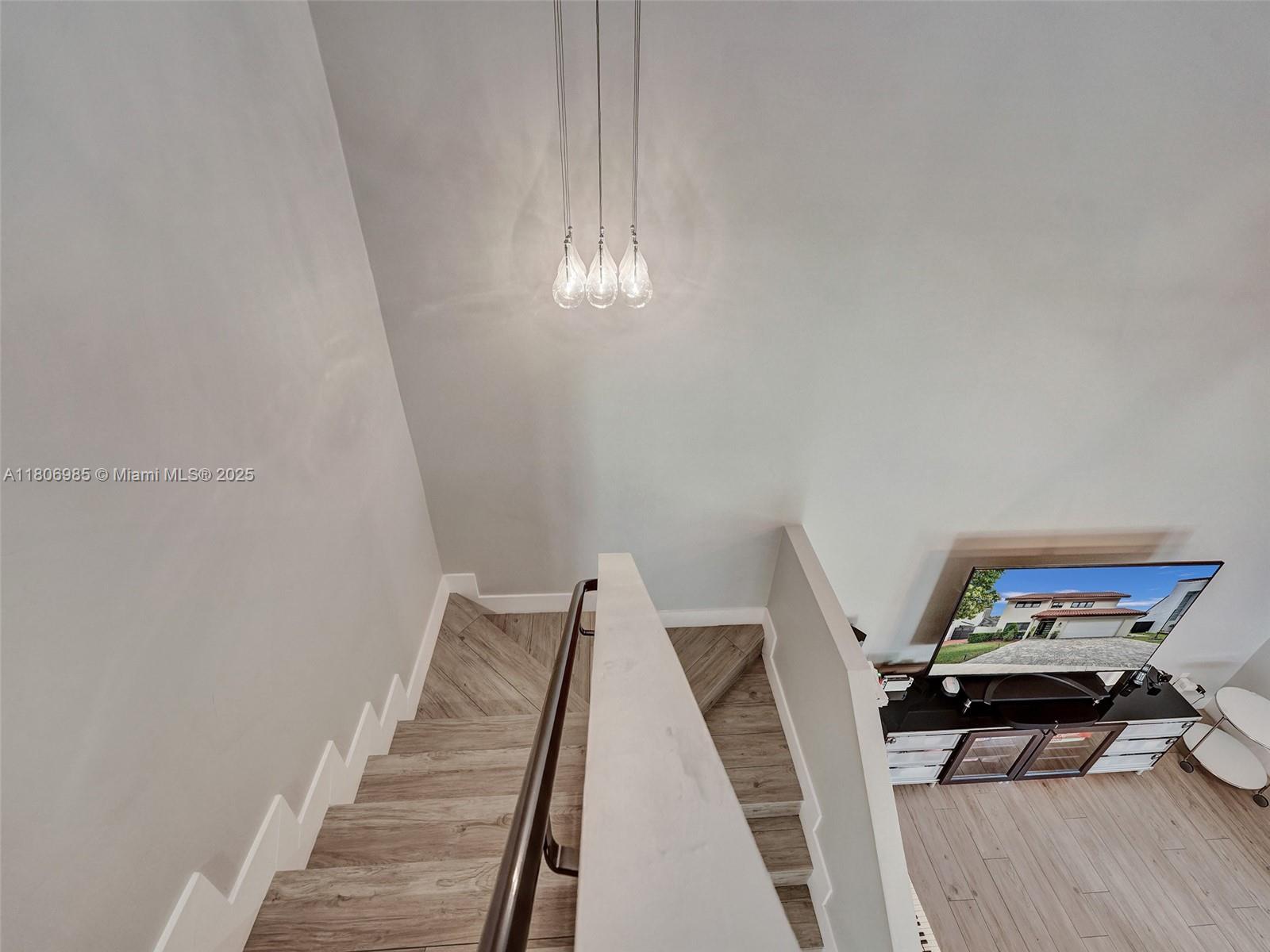 3638 Southwest 57th Avenue Miami, FL 33155 - Photo 11 of 43 a view of a hallway with seating area