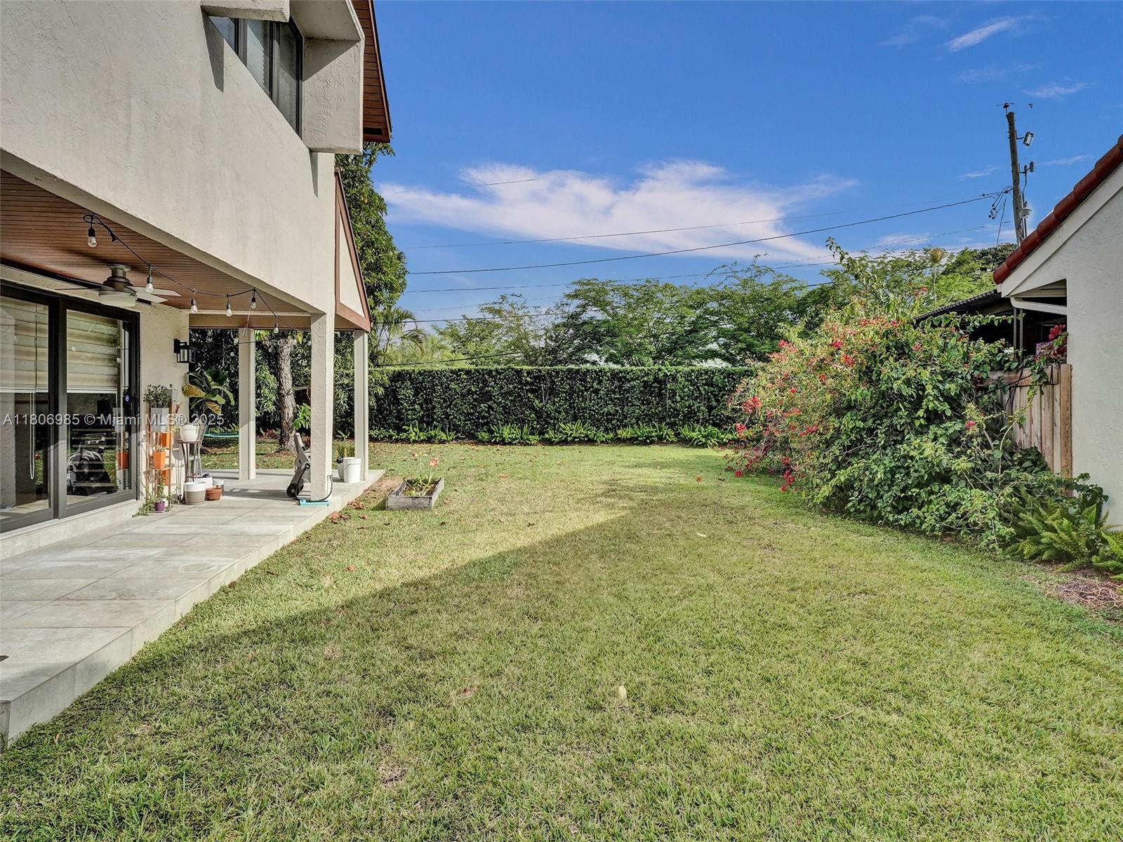 3638 Southwest 57th Avenue Miami, FL 33155 - Photo 40 of 43 a view of a garden