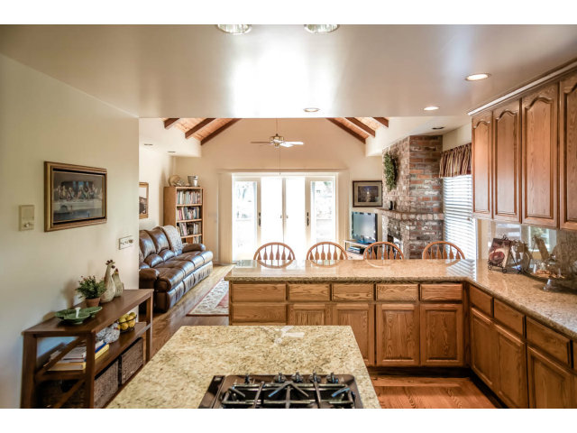 127 Dwight Road Burlingame, CA 94010 - Photo 14 of 24 Gallery Image 14